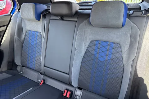 KN75UNP Volkswagen Golf 2.0 TSI 333 R 4Motion 5dr DSG Thumbnail #20