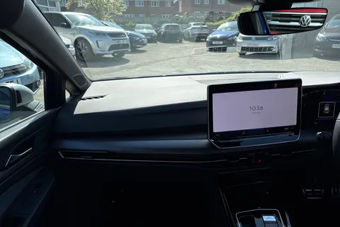 KN75UNP Volkswagen Golf 2.0 TSI 333 R 4Motion 5dr DSG Thumbnail #21