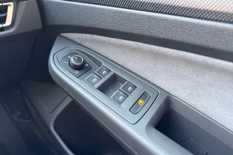 KN75UNP Volkswagen Golf 2.0 TSI 333 R 4Motion 5dr DSG Thumbnail #22