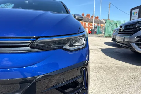 KN75UNP Volkswagen Golf 2.0 TSI 333 R 4Motion 5dr DSG Thumbnail #31