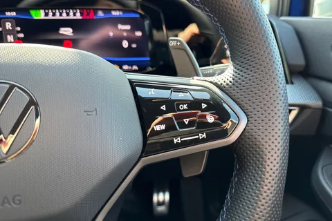 KN75UNP Volkswagen Golf 2.0 TSI 333 R 4Motion 5dr DSG Thumbnail #45