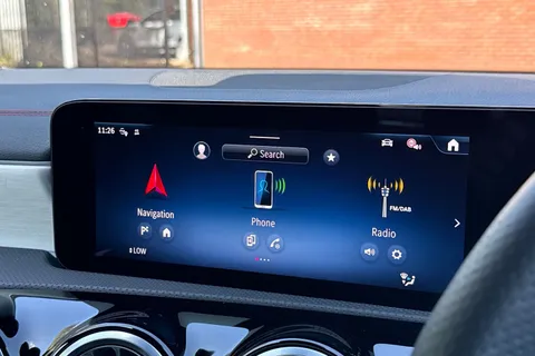 PO74OTM Mercedes-Benz Cla Class 1.3 CLA250e 15.6kWh AMG Line (Executive) Coupe 8G-DCT Euro 6 (s/s) 4dr Thumbnail #21