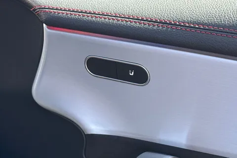 PO74OTM Mercedes-Benz Cla Class 1.3 CLA250e 15.6kWh AMG Line (Executive) Coupe 8G-DCT Euro 6 (s/s) 4dr Thumbnail #33