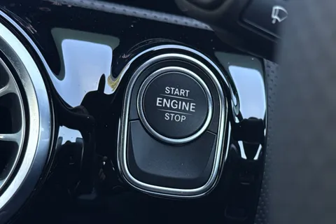 PO74OTM Mercedes-Benz Cla Class 1.3 CLA250e 15.6kWh AMG Line (Executive) Coupe 8G-DCT Euro 6 (s/s) 4dr Thumbnail #44