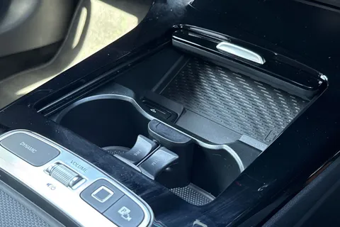 PO74OTM Mercedes-Benz Cla Class 1.3 CLA250e 15.6kWh AMG Line (Executive) Coupe 8G-DCT Euro 6 (s/s) 4dr Thumbnail #45