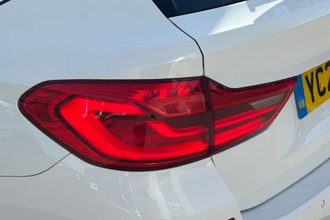 YC20VWA BMW 5 Series 2.0 520d SE Touring Auto Euro 6 (s/s) 5dr Thumbnail #9