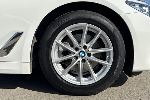 YC20VWA BMW 5 Series 2.0 520d SE Touring Auto Euro 6 (s/s) 5dr Thumbnail #11