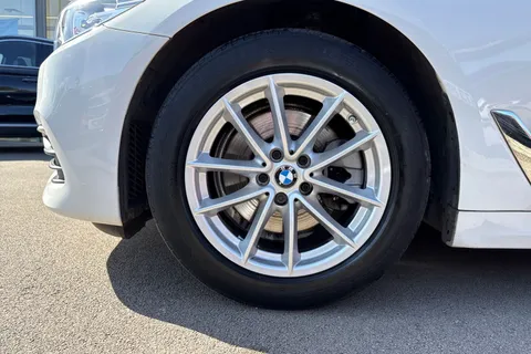 YC20VWA BMW 5 Series 2.0 520d SE Touring Auto Euro 6 (s/s) 5dr Thumbnail #14