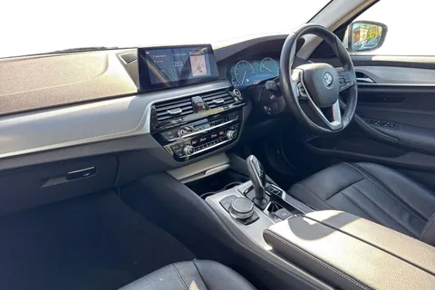 YC20VWA BMW 5 Series 2.0 520d SE Touring Auto Euro 6 (s/s) 5dr Thumbnail #16