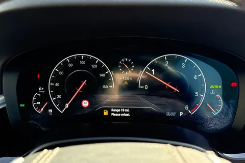 YC20VWA BMW 5 Series 2.0 520d SE Touring Auto Euro 6 (s/s) 5dr Thumbnail #45