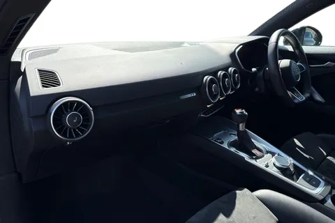 FN70HZB Audi TT Coup- Black Edition 40 TFSI  197 PS S tronic Thumbnail #16