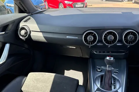 FN70HZB Audi TT Coup- Black Edition 40 TFSI  197 PS S tronic Thumbnail #21