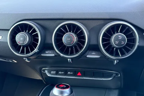 FN70HZB Audi TT Coup- Black Edition 40 TFSI  197 PS S tronic Thumbnail #23