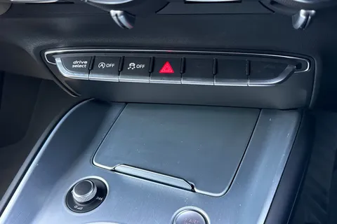 FN70HZB Audi TT Coup- Black Edition 40 TFSI  197 PS S tronic Thumbnail #40