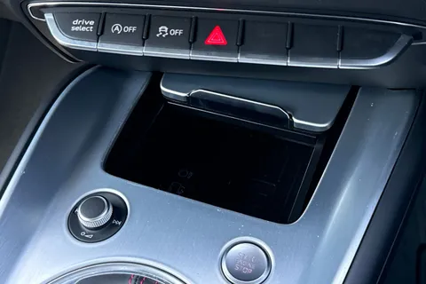 FN70HZB Audi TT Coup- Black Edition 40 TFSI  197 PS S tronic Thumbnail #41