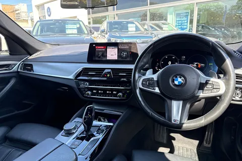 PJ20KCN BMW 5 Series 2.0 520d M Sport Auto xDrive Euro 6 (s/s) 4dr Thumbnail #44