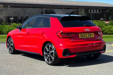 DG22ZRY Audi A1 Black Edition 30 TFSI  110 PS 6-speed Thumbnail #3