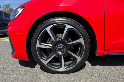 DG22ZRY Audi A1 Black Edition 30 TFSI  110 PS 6-speed Thumbnail #14