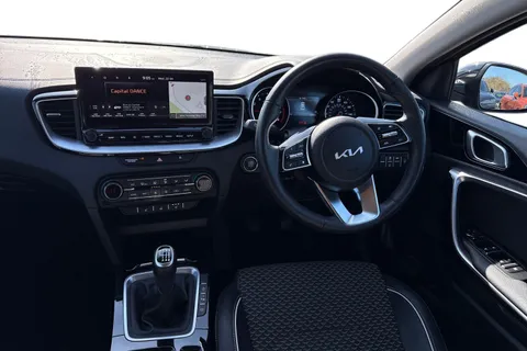 DE72JZD Kia Xceed 1.5 T-GDi 3 Euro 6 (s/s) 5dr Thumbnail #19