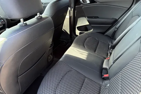 DE72JZD Kia Xceed 1.5 T-GDi 3 Euro 6 (s/s) 5dr Thumbnail #33