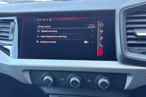 DG22ZRY Audi A1 Black Edition 30 TFSI  110 PS 6-speed Thumbnail #34