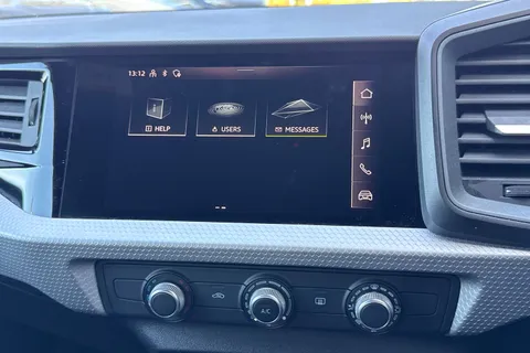 DG22ZRY Audi A1 Black Edition 30 TFSI  110 PS 6-speed Thumbnail #40