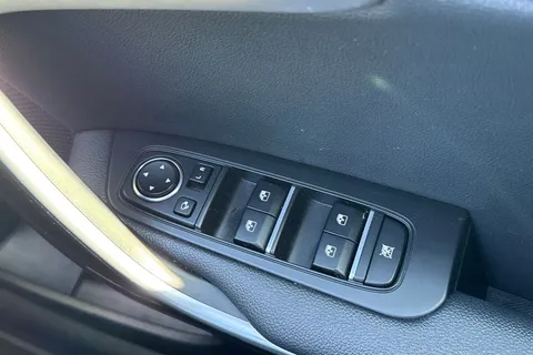 DE72JZD Kia Xceed 1.5 T-GDi 3 Euro 6 (s/s) 5dr Thumbnail #40