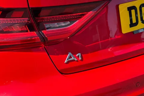 DG22ZRY Audi A1 Black Edition 30 TFSI  110 PS 6-speed Thumbnail #42