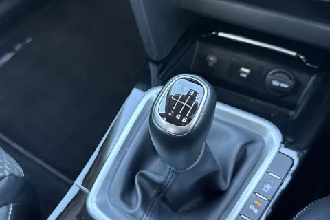 DE72JZD Kia Xceed 1.5 T-GDi 3 Euro 6 (s/s) 5dr Thumbnail #52