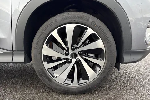 LF25YYH BYD Seal U 1.5 18.3kWh Boost CVT Auto Euro 6 (s/s) 5dr Thumbnail #8