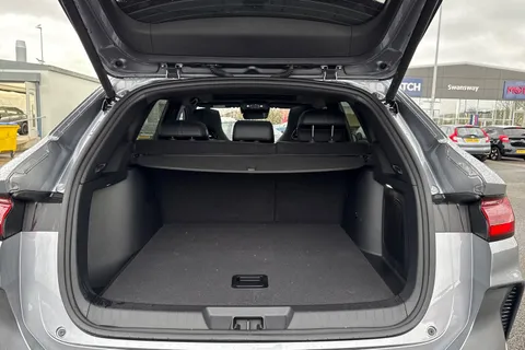 LF25YYH BYD Seal U 1.5 18.3kWh Boost CVT Auto Euro 6 (s/s) 5dr Thumbnail #11