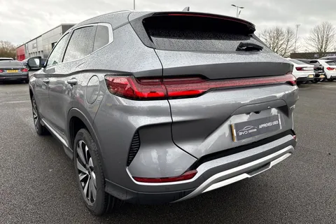 LF25YYH BYD Seal U 1.5 18.3kWh Boost CVT Auto Euro 6 (s/s) 5dr Thumbnail #17