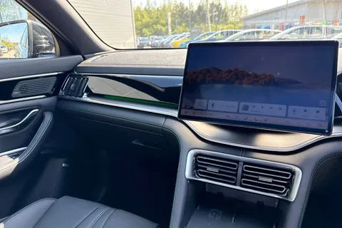 LF25MZA BYD Seal U 1.5 18.3kWh Design CVT Auto AWD Euro 6 (s/s) 5dr Thumbnail #15