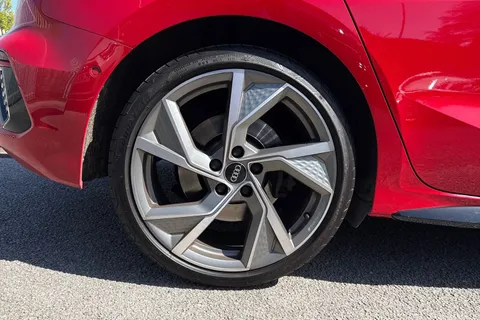 KR73OSO Audi S3 Black Edition TFSI  310 PS S tronic Thumbnail #24