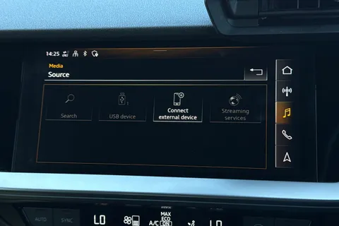 KR73OSO Audi S3 Black Edition TFSI  310 PS S tronic Thumbnail #38