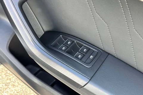 LX21VOK SEAT Ateca 1.5 TSI EVO XPERIENCE DSG Euro 6 (s/s) 5dr Thumbnail #22