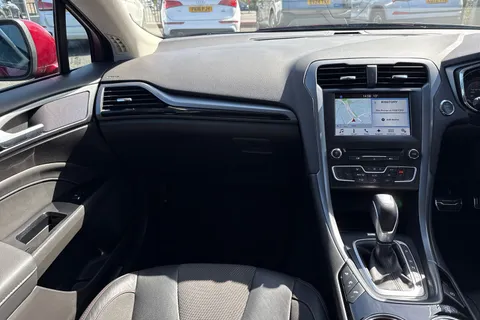 EO67WGC Ford Mondeo 2.0T EcoBoost ST-Line X Auto Euro 6 (s/s) 5dr Thumbnail #20