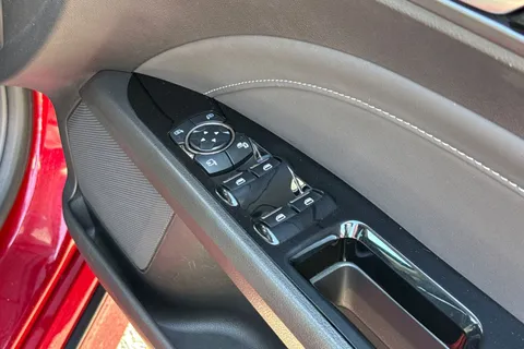 EO67WGC Ford Mondeo 2.0T EcoBoost ST-Line X Auto Euro 6 (s/s) 5dr Thumbnail #21