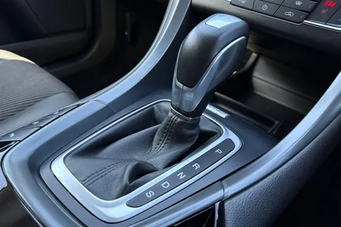 EO67WGC Ford Mondeo 2.0T EcoBoost ST-Line X Auto Euro 6 (s/s) 5dr Thumbnail #23