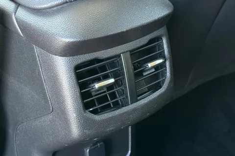 EO67WGC Ford Mondeo 2.0T EcoBoost ST-Line X Auto Euro 6 (s/s) 5dr Thumbnail #34