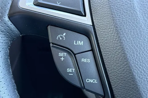 EO67WGC Ford Mondeo 2.0T EcoBoost ST-Line X Auto Euro 6 (s/s) 5dr Thumbnail #38