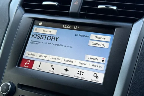 EO67WGC Ford Mondeo 2.0T EcoBoost ST-Line X Auto Euro 6 (s/s) 5dr Thumbnail #48