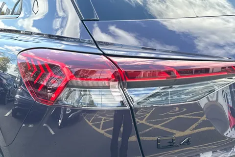 PX75UOK Audi Q4 e-tron Q4 Black Edition 40 e-tron 150,00 kW Thumbnail #8