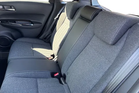 MV21YSH Honda Jazz 1.5 h i-MMD EX eCVT Euro 6 (s/s) 5dr Thumbnail #19