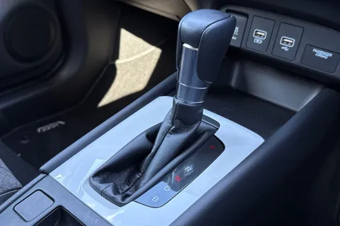 MV21YSH Honda Jazz 1.5 h i-MMD EX eCVT Euro 6 (s/s) 5dr Thumbnail #23