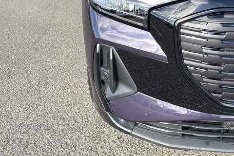 PX75UOK Audi Q4 e-tron Q4 Black Edition 40 e-tron 150,00 kW Thumbnail #25