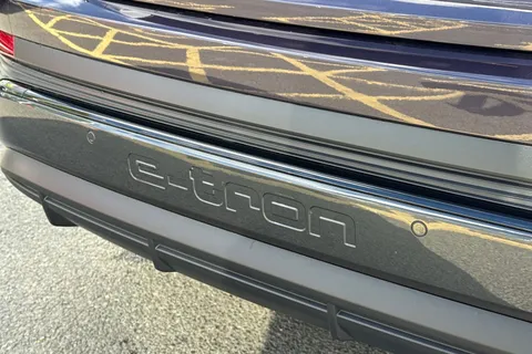 PX75UOK Audi Q4 e-tron Q4 Black Edition 40 e-tron 150,00 kW Thumbnail #33