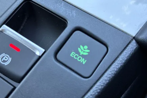 MV21YSH Honda Jazz 1.5 h i-MMD EX eCVT Euro 6 (s/s) 5dr Thumbnail #42