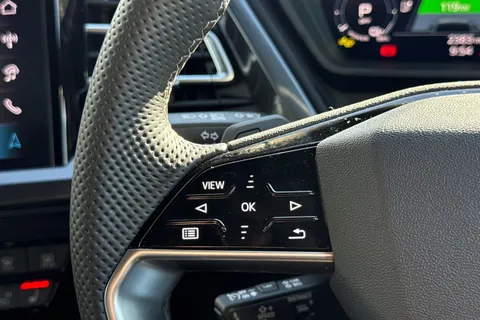 PX75UOK Audi Q4 e-tron Q4 Black Edition 40 e-tron 150,00 kW Thumbnail #47