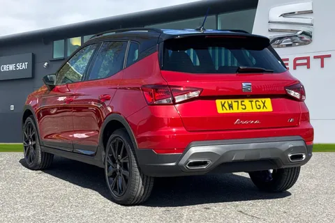 KW75TGX SEAT Arona 1.0 TSI FR Black Edition DSG Euro 6 (s/s) 5dr Thumbnail #3